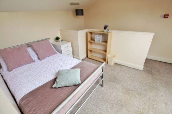 103 Carholme Road, Lincoln, Lincolnshire, LN1 1RT