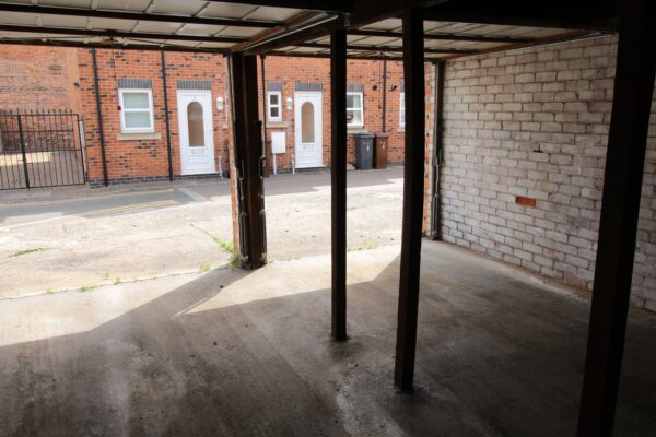 Double Garage, 1 Mill Lane, Lincoln, Lincolnshire, LN5 7QN, United Kingdom