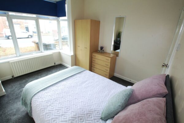 105 Carholme Road, Lincoln, Lincolnshire, LN1 1RT