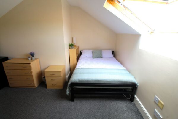 105 Carholme Road, Lincoln, Lincolnshire, LN1 1RT