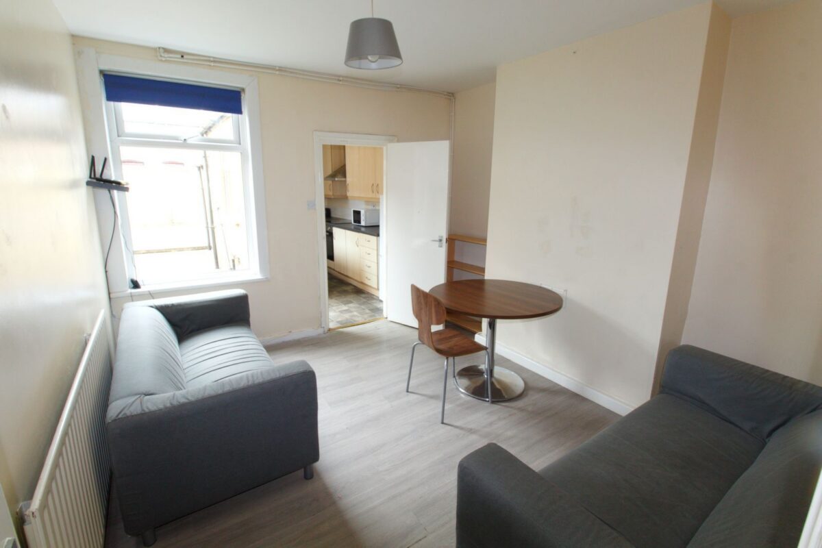 105 Carholme Road, Lincoln, Lincolnshire, LN1 1RT