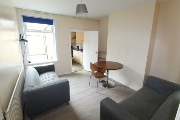 105 Carholme Road, Lincoln, Lincolnshire, LN1 1RT