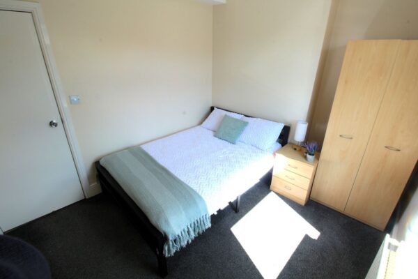 105 Carholme Road, Lincoln, Lincolnshire, LN1 1RT