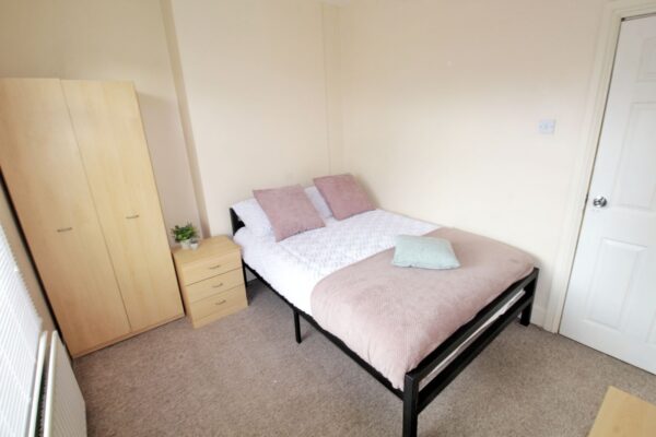 103 Carholme Road, Lincoln, Lincolnshire, LN1 1RT