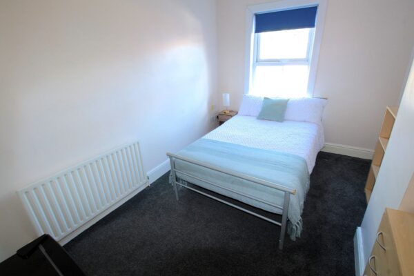 105 Carholme Road, Lincoln, Lincolnshire, LN1 1RT