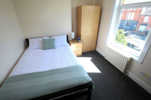 105 Carholme Road, Lincoln, Lincolnshire, LN1 1RT