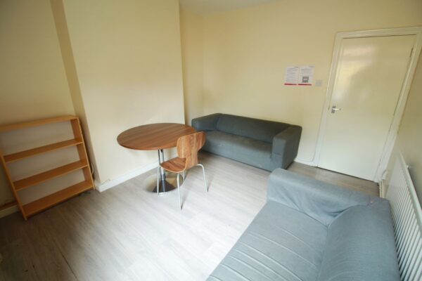 105 Carholme Road, Lincoln, Lincolnshire, LN1 1RT